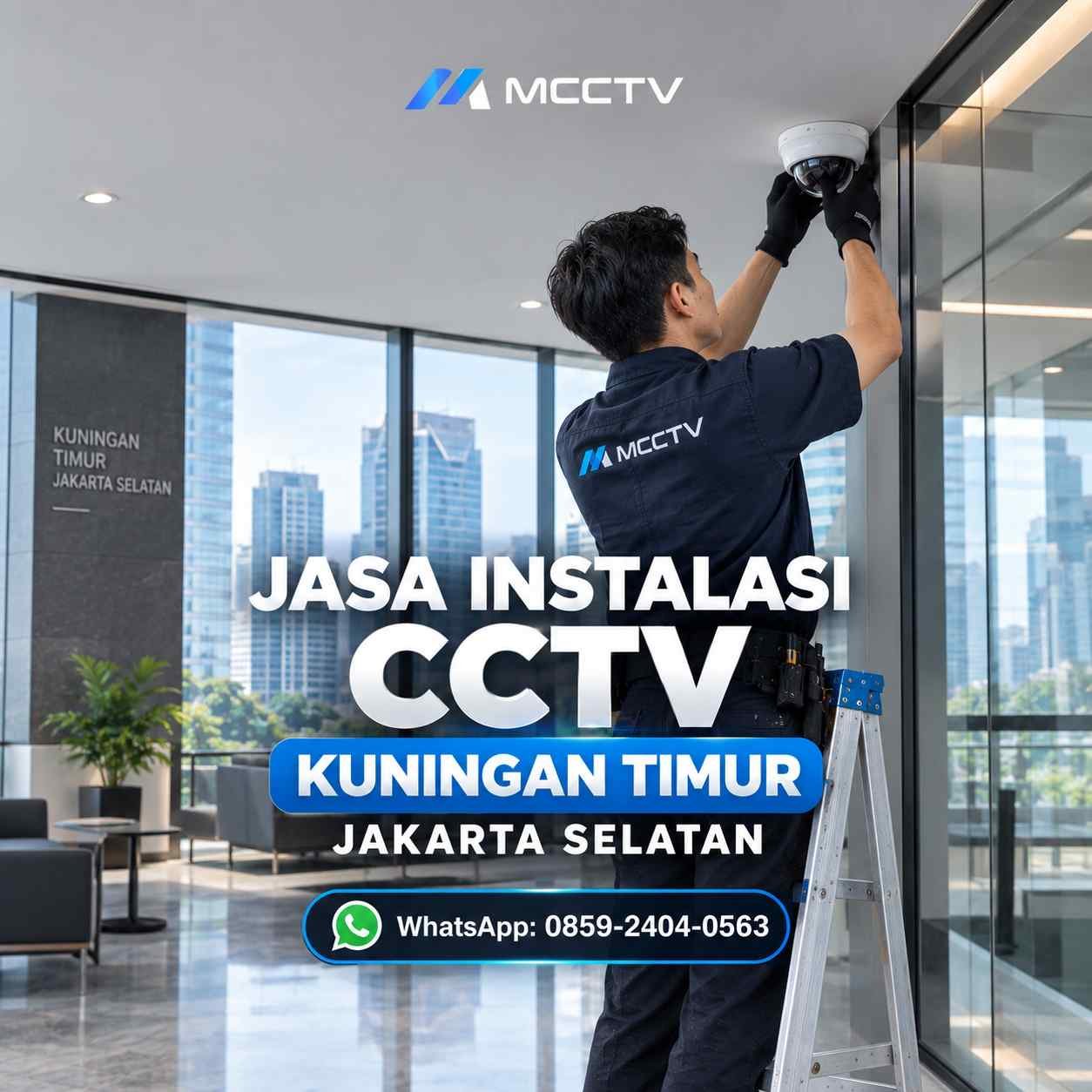 Jasa instalasi CCTV Kuningan Timur Jakarta Selatan MCCTV dengan teknisi profesional memasang kamera CCTV di area kantor.